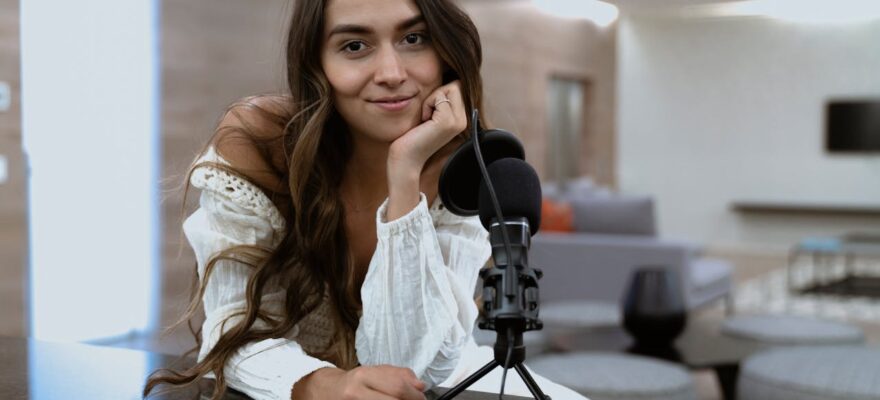 چرا VidProtect بهترین انتخاب برای تولیدکنندگان محتوا و مدرسین است؟ 17 ویدپروتکت امن ترین هاست میزبانی و استریم ویدیو در ایران vidprotect